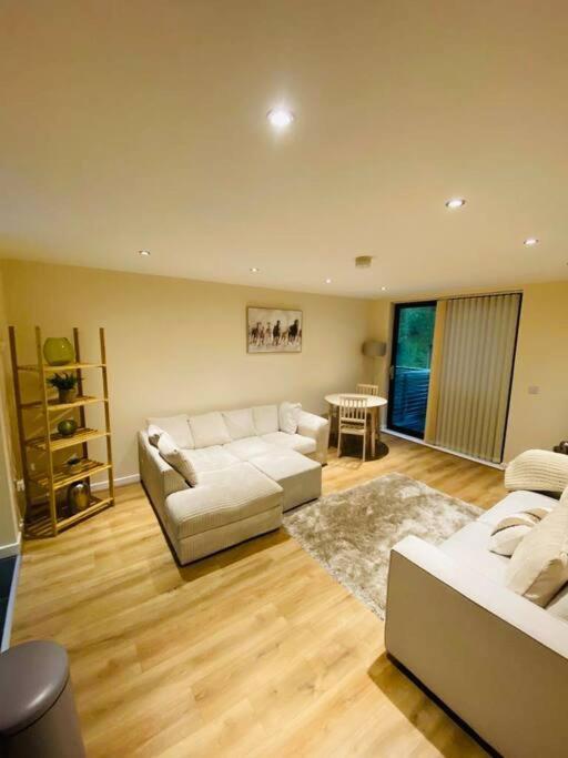 Liverpool City Centre Modern Apartment Fits 6 People Kültér fotó